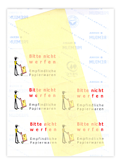 Silikonbeschichtete Trägerpapiere für Etiketten nicht über das Altpapier entsorgen.