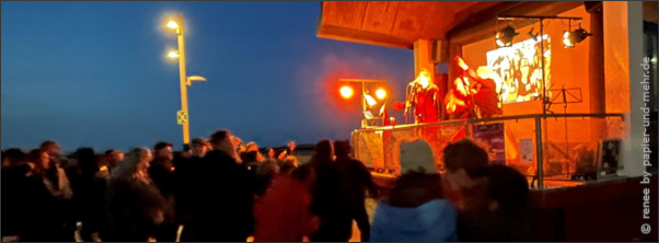 Nassfeste Papiere für ein OpenAir Event brauchen nicht laminiert werden