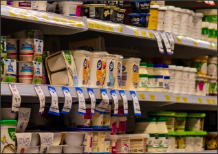 Verkaufsregalwerbung mit Folienschilder